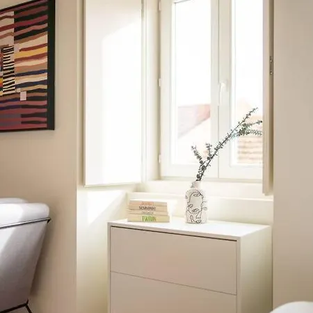 Apartament Pardal 1c - Stunning Studio In Alcantara Lizbona
